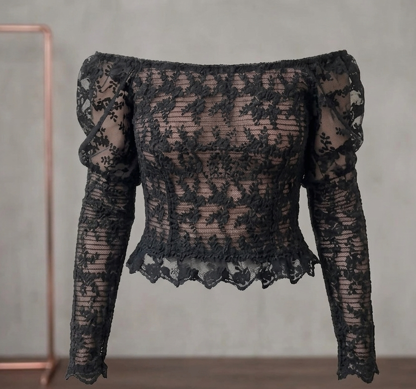Haut Dentelle