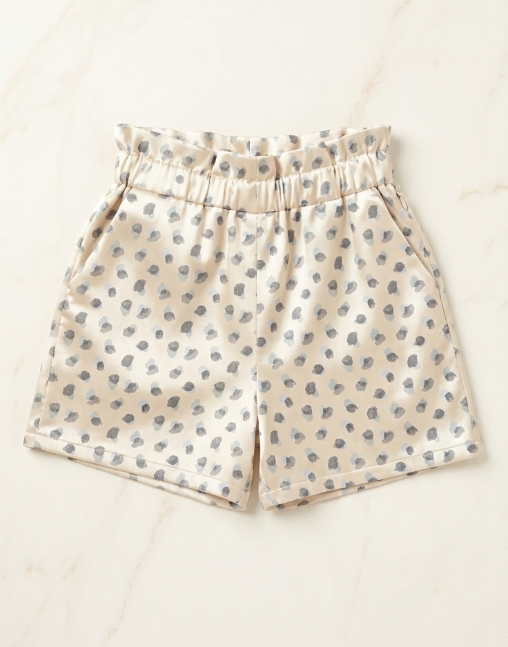 Short Satin Chic