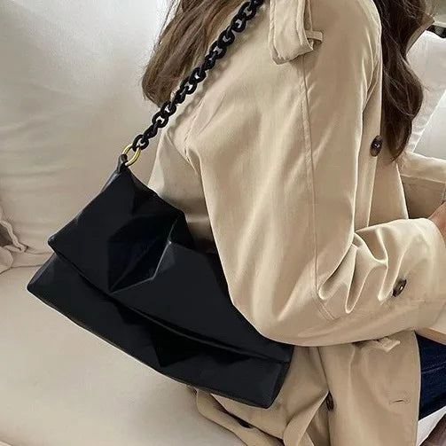 Sac Carré  Motif Lingge À Chaîne